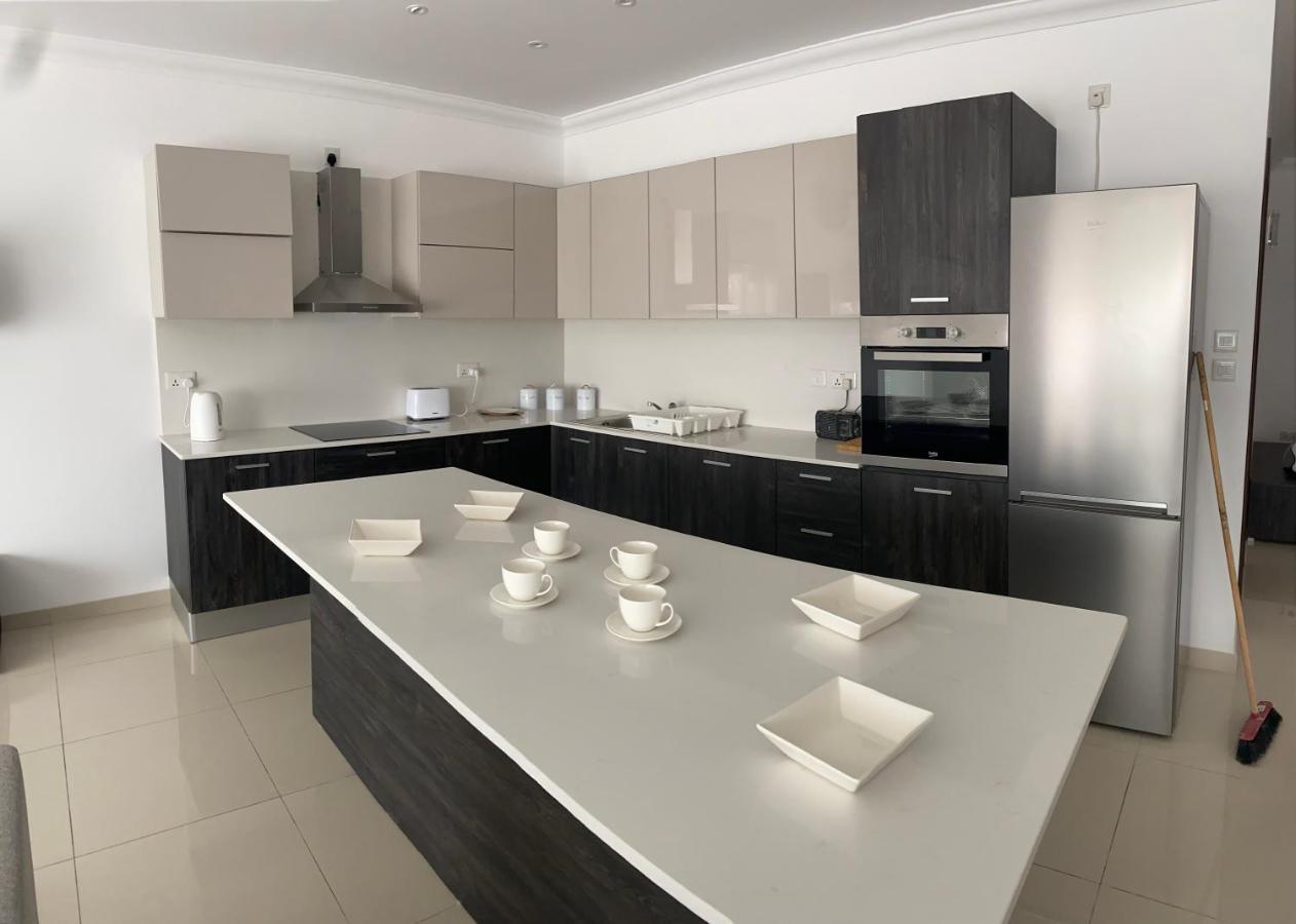 New 3 Bedroom Apartment Close To Airport Zurrieq Exterior photo